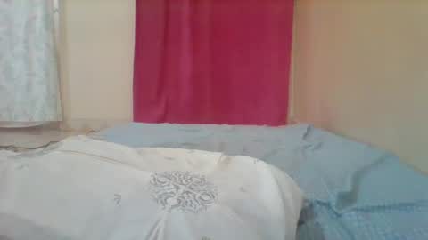 pretty_darya online show from February 7, 2025, 9:47 am