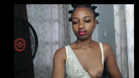 Pretty ebonygirl2 online show from February 24, 2026, 2:37 pm