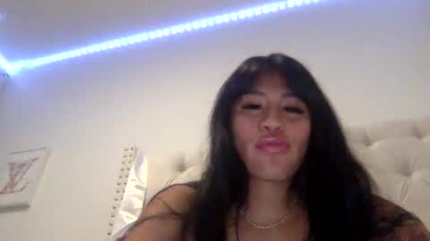 Snapshot of pretty_girl828687 chatting on May 27, 2026, 1:57 am pretty_girl828687 online show from May 27, 2026, 1:57 am