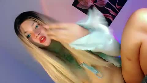 Flor online show from September 26, 2025, 9:52 pm