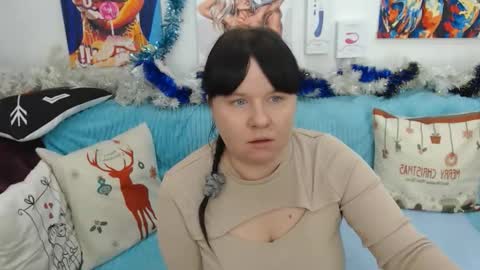pretty_malika online show from December 17, 2025, 5:57 am