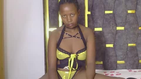 pretty_marslady online show from October 23, 2025, 8:46 am