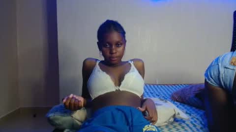 Snapshot of pretty_nyra chatting on May 22, 2026, 8:03 pm Nyra online show from May 22, 2026, 8:03 pm