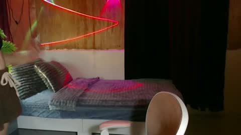 SAM online show from December 5, 2025, 10:57 am