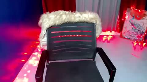 Snapshot of pretty_petite_asian143 chatting on October 21, 2025, 5:13 pm samantha online show from October 21, 2025, 5:13 pm