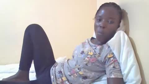 pretty_petite_ebony online show from March 8, 2025, 10:02 pm