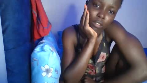 Snapshot of pretty_petite_ebony chatting on March 3, 2026, 7:42 pm pretty_petite_ebony online show from March 3, 2026, 7:42 pm