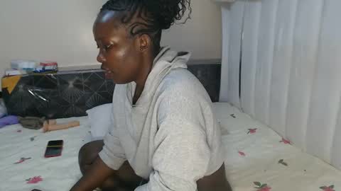 Essy online show from September 11, 2025, 6:24 am