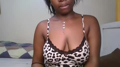 pretty_shila online show from October 18, 2025, 5:35 pm