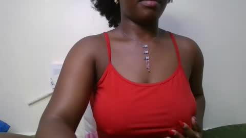 pretty_shila online show from December 5, 2025, 6:37 pm