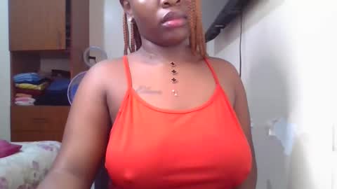 pretty_shila online show from April 18, 2026, 9:37 pm