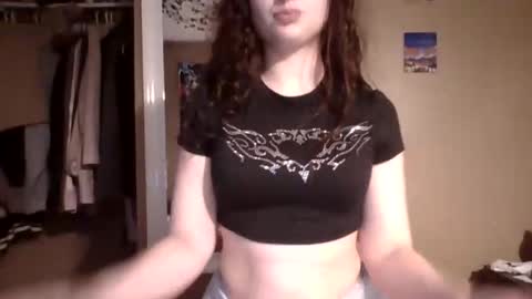 prettybaby22 online show from February 25, 2025, 3:31 am