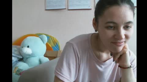 Bella online show from January 20, 2025, 9:24 am