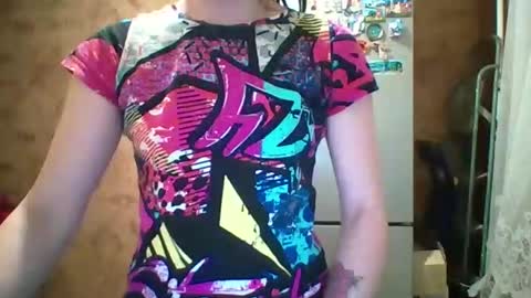 Bella online show from April 23, 2026, 8:22 pm