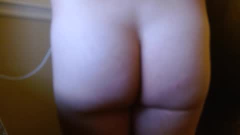 prettyboiswag001 online show from May 3, 2026, 12:38 am