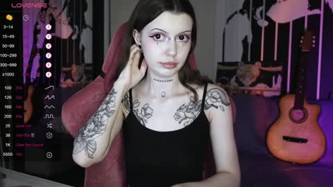 Violet online show from December 29, 2024, 11:29 am