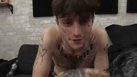 pretty boy online show from December 28, 2024, 7:44 am