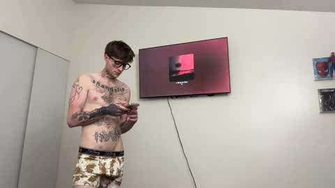 pretty boy online show from February 9, 2026, 4:05 am