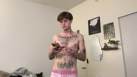 Snapshot of prettyboyszn chatting on June 8, 2026, 4:46 am pretty boy online show from June 8, 2026, 4:46 am