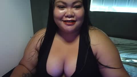 prettycarla online show from June 17, 2026, 11:27 pm