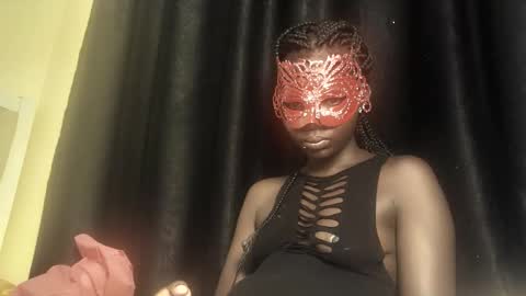 Vee online show from May 8, 2026, 6:13 pm