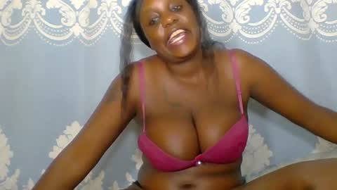 Snapshot of prettydarkskin002 chatting on June 24, 2026, 9:47 pm SHANIA online show from June 24, 2026, 9:47 pm