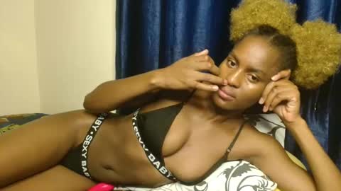 Snapshot of prettygoddess1 chatting on April 26, 2026, 4:32 am Mary online show from April 26, 2026, 4:32 am