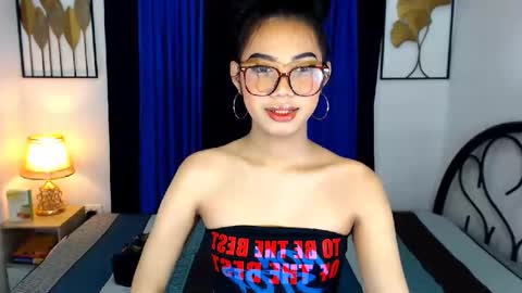 prettyhothugecock online show from February 13, 2025, 9:17 pm
