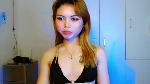 Snapshot of prettyjulian chatting on December 28, 2024, 8:47 pm SEXY JULIA online show from December 28, 2024, 8:47 pm
