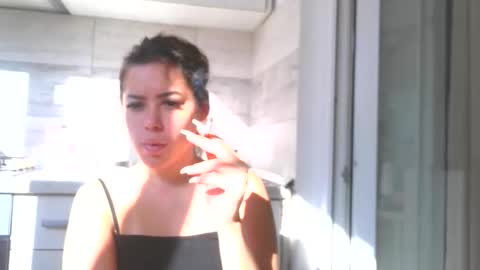 prettyjulliette online show from October 29, 2025, 11:56 am