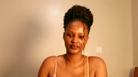 prettykeilaa online show from June 17, 2026, 7:22 am