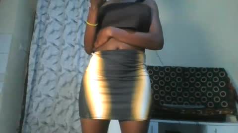 prettypussy_24 online show from June 14, 2026, 8:00 pm