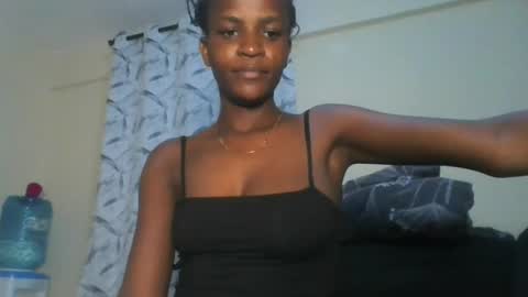 prettypussy_24 online show from June 21, 2026, 8:00 pm