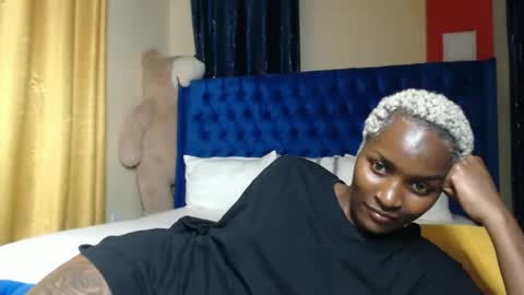 Snapshot of prettyquee chatting on May 9, 2026, 4:01 pm sasha online show from May 9, 2026, 4:01 pm