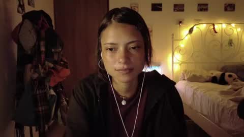 Snapshot of prettyrare chatting on July 19, 2026, 12:36 am Juli online show from July 19, 2026, 12:36 am