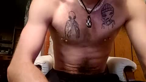 prettysolidd7 online show from December 6, 2024, 10:38 am