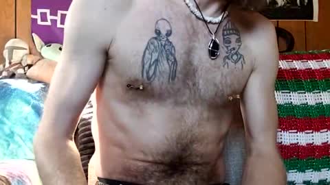 prettysolidd7 online show from January 3, 2025, 5:31 pm