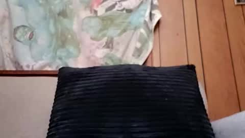 prettysolidd7 online show from February 8, 2025, 7:59 am