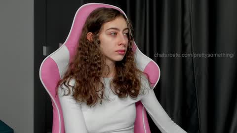 Sophie  next stream will be at Monday  i will wait you guys  online show from February 4, 2025, 7:07 am