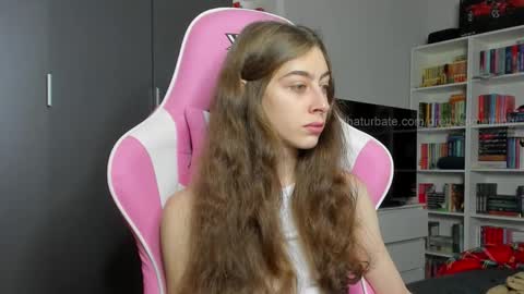 Sophie  next stream will be at Monday  i will wait you guys  online show from October 21, 2025, 5:52 am
