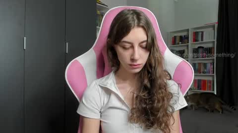Sophie  next stream will be at Monday  i will wait you guys  online show from April 12, 2026, 5:56 am