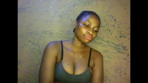 prettyxxpac online show from February 28, 2026, 3:29 am