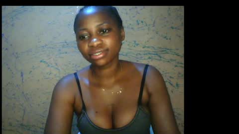 prettyxxpac online show from April 22, 2026, 4:26 am