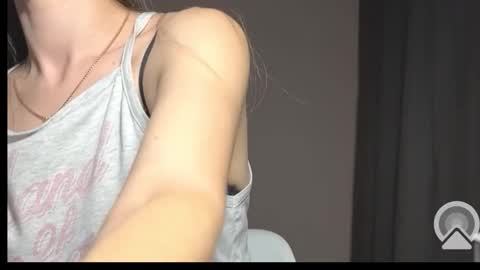 prettyyy_angel online show from September 26, 2025, 6:12 pm