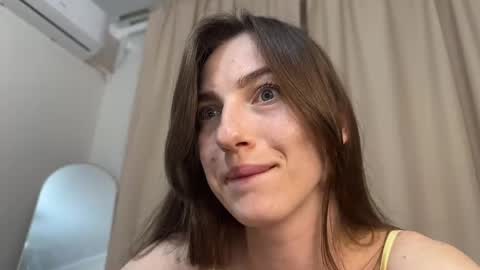 prettyyy_angel online show from May 13, 2026, 5:10 pm