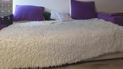 Kitty online show from April 6, 2026, 2:09 am