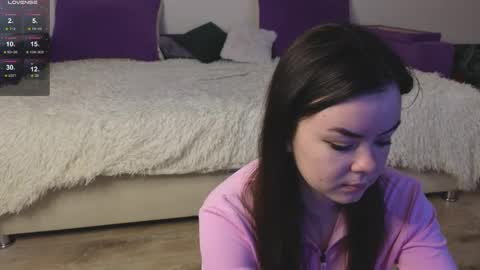 Kitty online show from April 24, 2026, 2:25 am