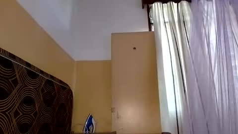 prettyzuzu online show from September 30, 2025, 6:18 am