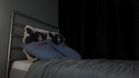 prieslucas068 online show from July 22, 2026, 6:54 pm