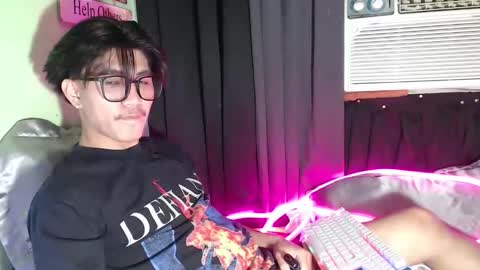 primekiannx_ online show from February 13, 2026, 8:21 am